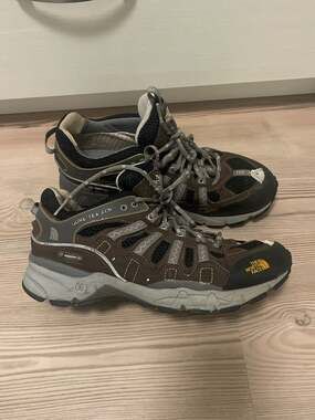 The North Face Men’s Gore-Tex XCR Hiking Trail Shoes Brown/Gray Sz 10